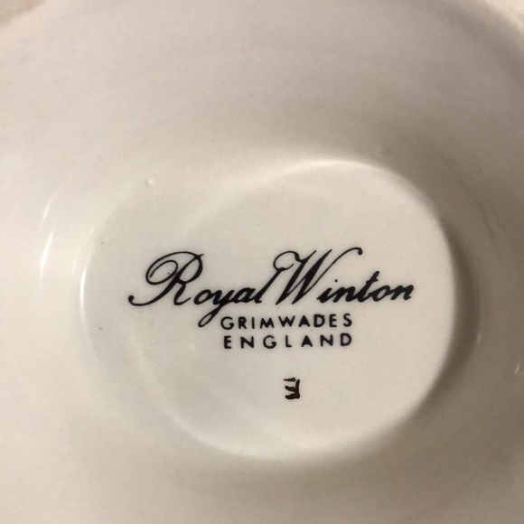 🇬🇧Exquisite 🇬🇧Vintage Golden 50th Anniversary Royal Winton Tea Set. - Picture 7 of 16